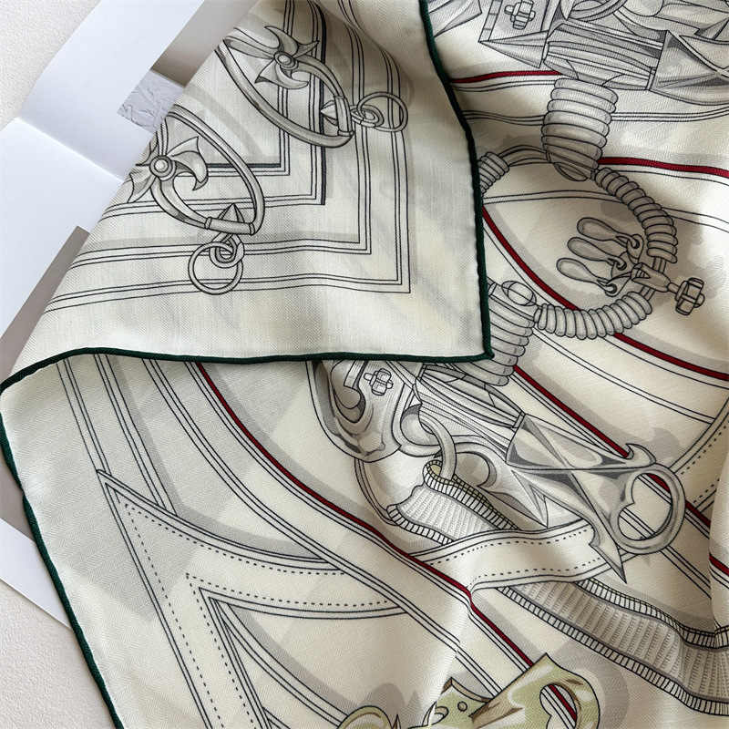 40% Silk 60% Wool Scarf 135x13 - Shawl Wrap Winter recensione e prezzo