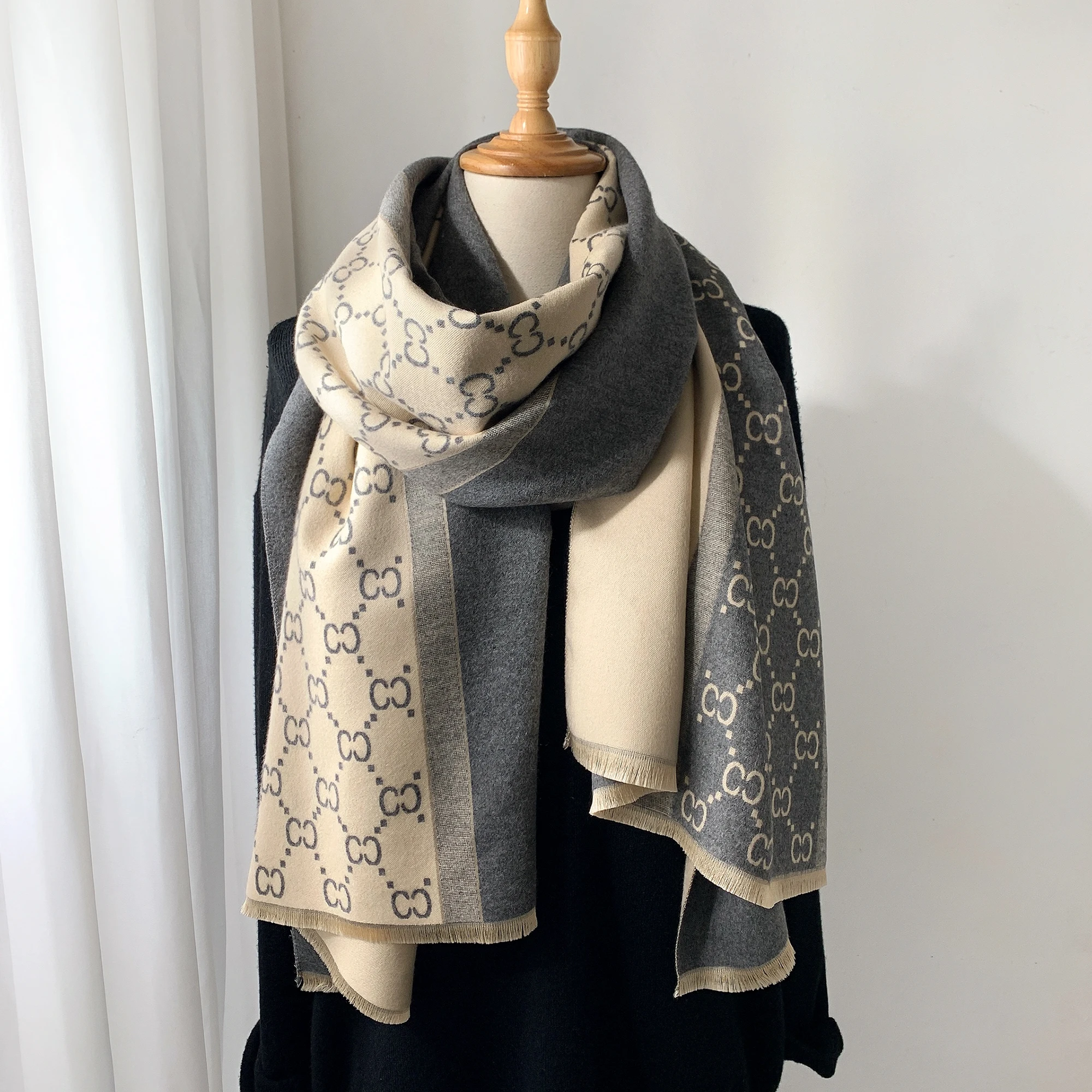 2025 Autumn and Winter New Eur - Wool Scarf Men recensione e prezzo