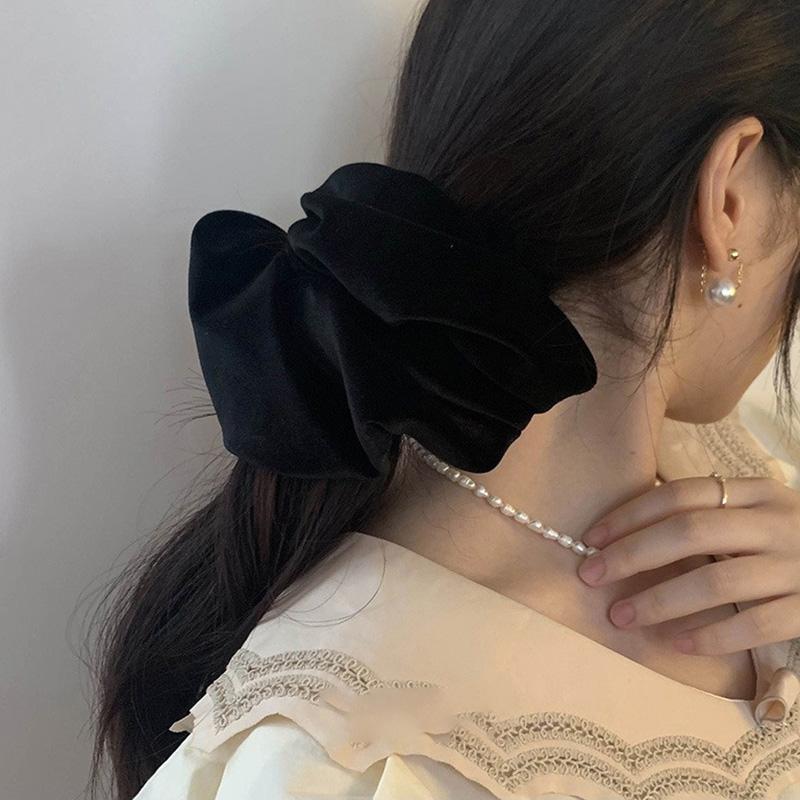 Oversize Black Velvet Scrunchi - Winter Headband Fleece recensione e prezzo